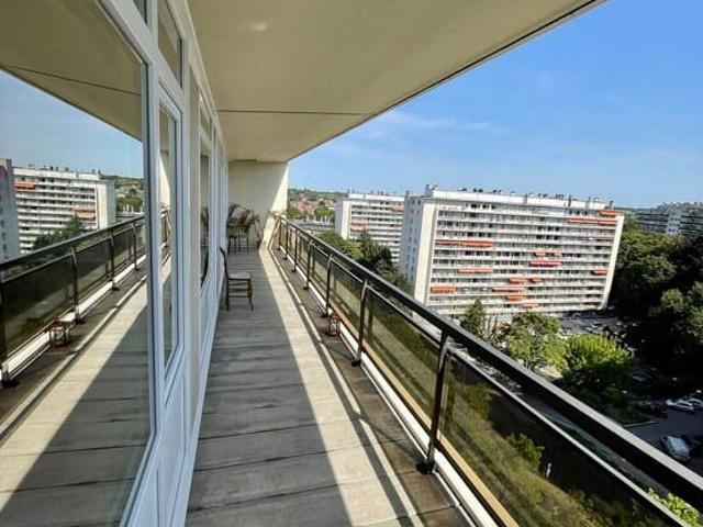 magnifique grand appartement proche Woluwe Shopping Centre