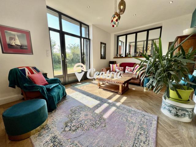 Magnifique grange et logement annexe 409m² Lys Haut Layon