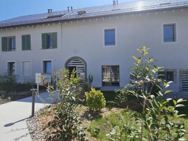 Magnifique logement en duplex avec jardins et terrasses