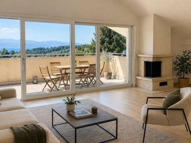 Magnifique Loft, 4.5 pièces avec vue sur le lac et les Alpes