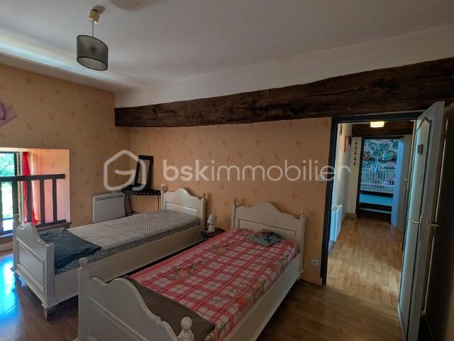 MAGNIFIQUE LONGERE 127M² 3 CHAMBRES CHARME A L'ANCIENNE