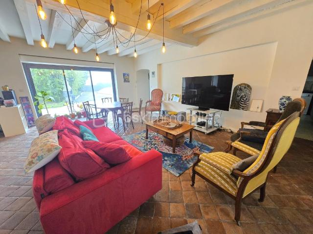 Magnifique Longère de 245m² à Saint Martin des Champs