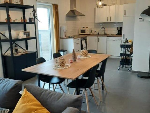 Magnifique penthouse à louer avec ascenseur