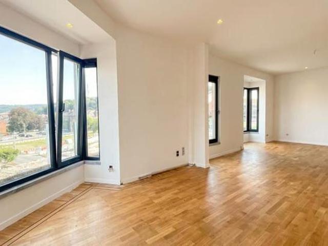 Magnifique penthouse entièrement rénové