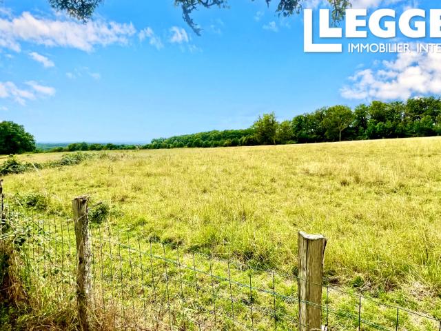 Magnifique projet de rénovation à poursuivre en un environnement paisible, calme et d'une grande beauté nature