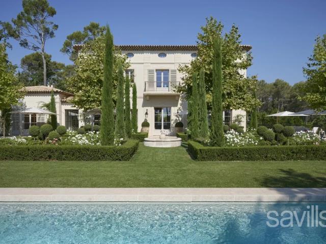 Magnifique propriété au sein du domaine 1020m² Tourrettes
