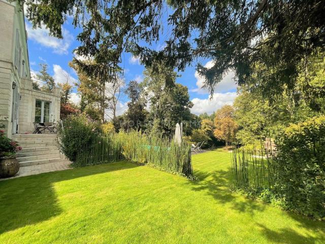 Magnifique Propriété avec parc Rives du Loiret 313m² Orléans