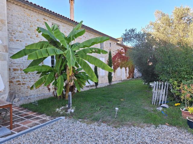 Magnifique propriété dans le Médoc Sud Ouest de la France. 540m² Lesparre Médoc