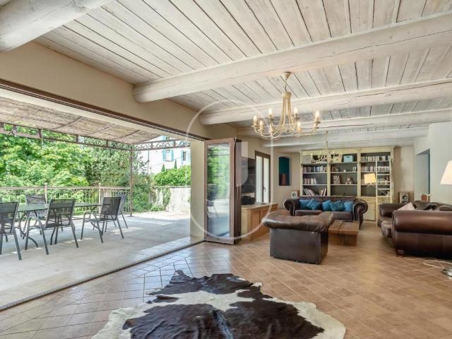 Magnifique Propriété Provençale avec appartement indépendant. 380m² Mérindol les Oliviers