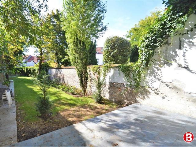 MAGNIFIQUE Rez de chausée/duplex RENOVE avec JARDIN de +/ 160m²! at 1030 SCHAERBEEK, France