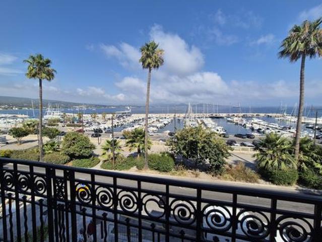 MAGNIFIQUE STUDIO VUE MER NON MEUBLE