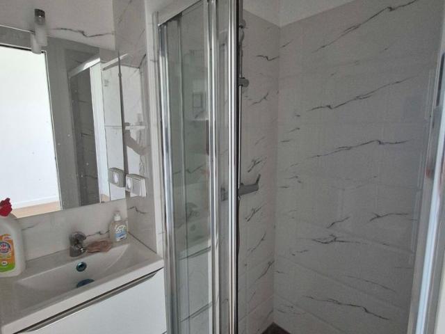 MAGNIFIQUE STUDIO VUE MER NON MEUBLE