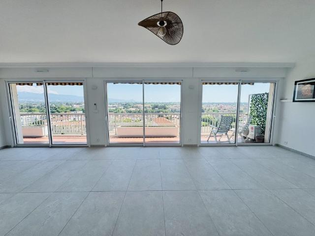 MAGNIFIQUE T5 NEUF 106m² GARAGE/BALCON