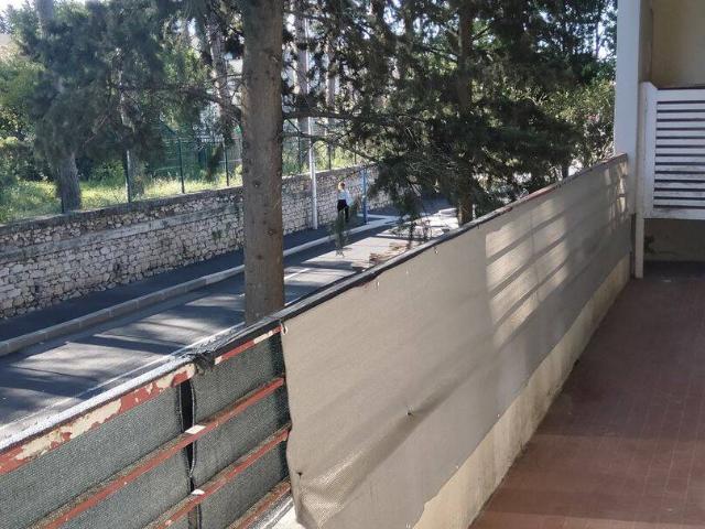 Magnifique T1 au pied de la FAC Paul Valery avec climatisation