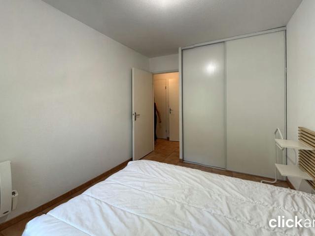 Magnifique T3 Meublé de 56 M² avec balcon, climatisation & parking privatif