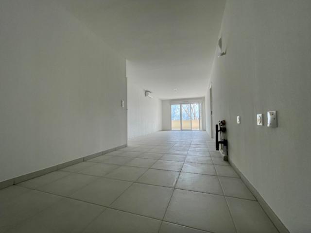 Très beau 3 pièces de 72 m² avec terrasse de 21 m², un double stationnement et une cave