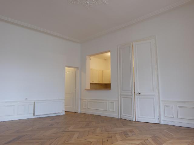 Magnifique T3 en hyper centre 76.34 m²