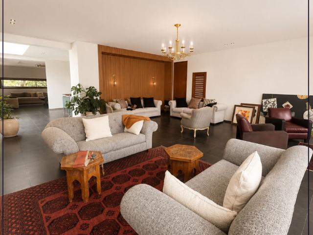 Magnifique villa non meublée 5 suites, jardin et piscine Dar Bouazza