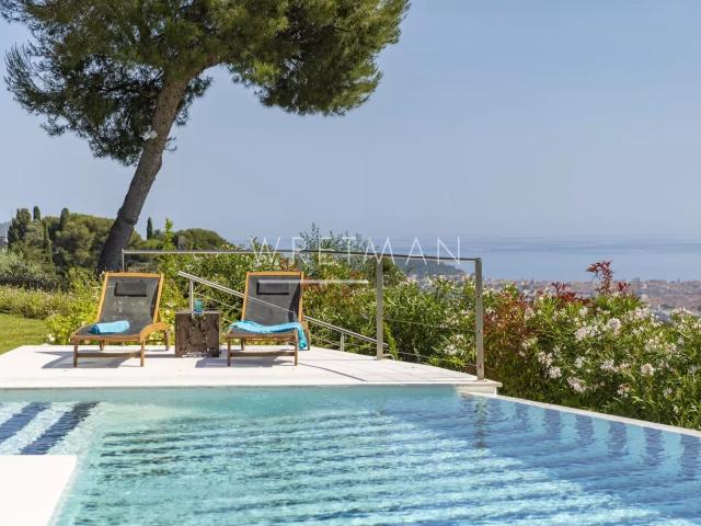 Magnifique villa d’architecte avec piscine et vue panoramiqu. 202m² Nice