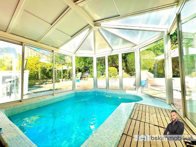 MAGNIFIQUE VILLA D'ARCHITECTE
