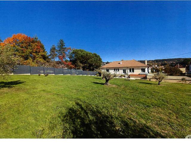 MAGNIFIQUE VILLA DE 200 M² AVEC JARDIN ARBORÉ DE 2 500 M² – SARLAT LA CANÉDA 24200