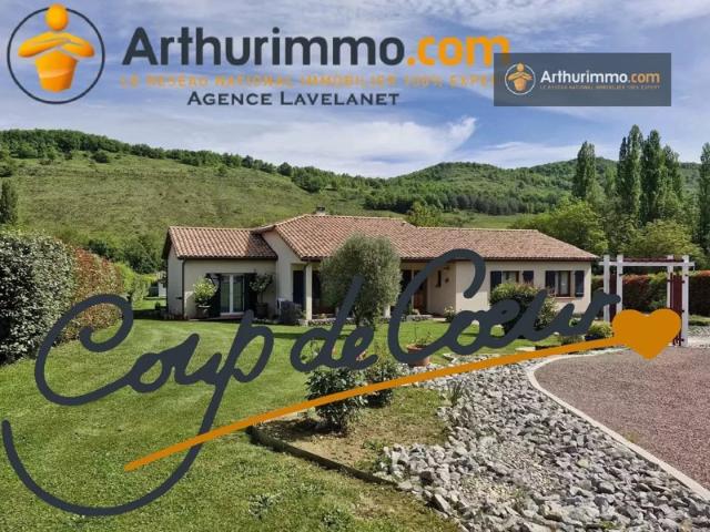 Magnifique villa de 2012 sur terrain d'environ 3400m² proche de Laroque d'Olmes