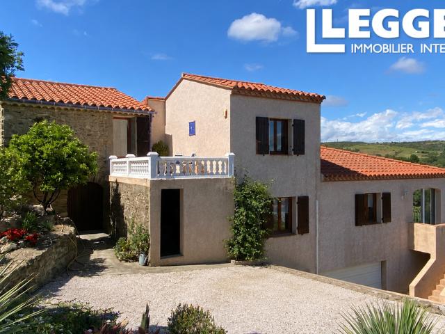 Magnifique villa individuelle de 3 chambres avec piscine, jardin et vue imprenable