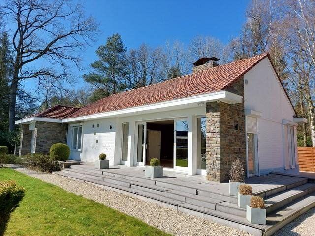 Magnifique Villa Plain pied 2 chambres 2 garages au calme