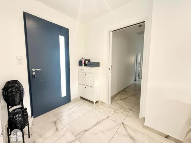 MAGNIFIQUE VILLA T5 NEUVE CONTEMPORAINE PLAIN PIED 4 FACES