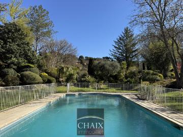 Magnifique Villa T5 au cœur d'un parc arboré avec piscine 167 m2 AUBAGNE
