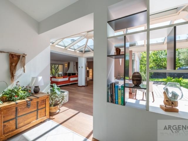 MAGNIFIQUE VILLA TOUTE DE PLAIN PIED