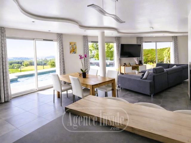 Magnifique villa vue dégagée