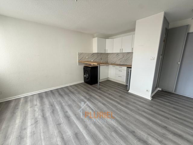 Magnifique 1 pièce 22.3m² à la Krutenau Joli 2 pièces 33m² sur les Quais à STRASBOURG Magnifique 1 pièce 20.6m² Quartier Saint Maurice à STRASBOURG Joli 3 4 pièces meublé à Obernai Magnifique 2 pièces 52.8m² Place Gutenberg à STRASBOURG