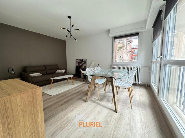Magnifique 1 pièce 29.3m² meublé à l’Orangerie Magnifique 2 pièces 31.6m² Quartier Gare à STRASBOURG Joli 4 pièces 96m² au Contades à STRASBOURG Exceptionnel 3 pièces meublé de 58,09m² en hypercentre de STRASBOURG Joli 2 pièces 42.9m² Quartier Forêt Noire