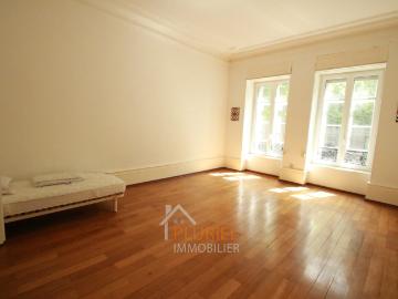Magnifique 1 pièces 48.4m² Quartier Vosges à STRASBOURG Magnifique 2/3 pièces 45.8m² meublé à la Krutenau Joli 2 pièces 42.5m² Quartier Vosges/Halles à STRASBOURG Magnifique 1 pièce meublé 18.9m² à la Robertsau Joli 4 pièces 110m² Place Brant à STRASBOURG