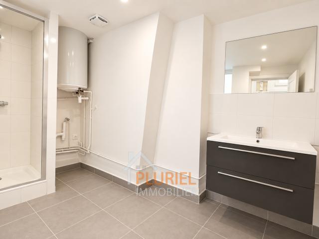 Magnifique 2 pièces 32m² en hyper centre de Strasbourg Joli 3 pièces 65m² à l’Orangerie Magnifique 2 pièces 43m² meublé Place Broglie à STRASBOURG Exceptionnel 3 pièces meublé 58m² à la Krutenau Magnifique 6 pièces 180m² Place de la République/Contades Ma