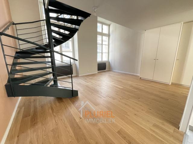 Magnifique 2 pièces 52.8m² Place Gutenberg à STRASBOURG Magnifique Studio meublé 24.15m² Quartier Forêt Noire / Esplanade Joli 4 pièces 62.2m² à NEUDORF Magnifique 1 pièce 22m² meublé au Contades