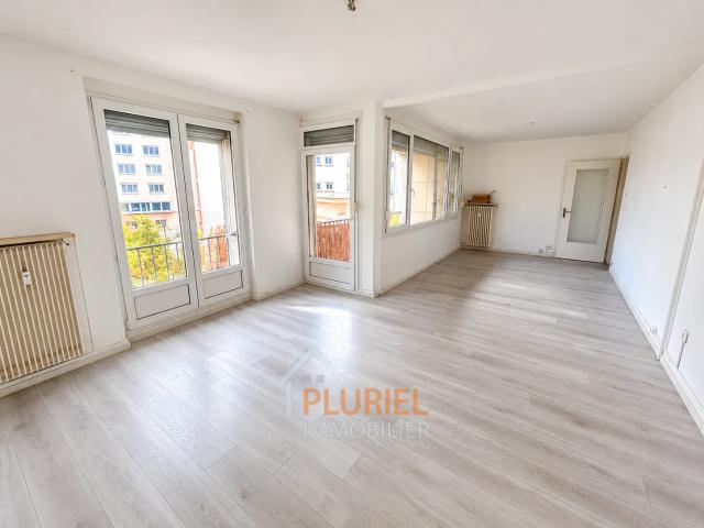 Magnifique 2 pièces 67m² Place d’Austerlitz à STRASBOURG