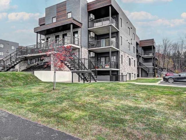 Magnifique 3½ + bureau, presque neuf à louer – Libre 1er décembre 2026 – St Nicolas Lévis clim 2 stationnements