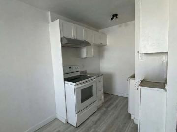 Magnifique 3 ½ – Disponible 1er Juille