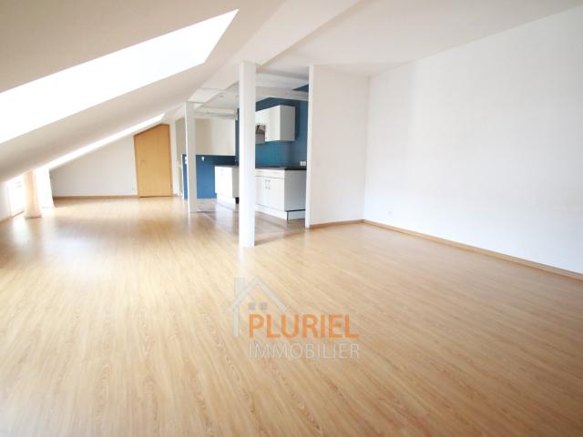 Magnifique 3 pièces 76m² en hyper centre de Strasbourg Chambre meublée 11m² pour étudiant à NEUDORF Magnifique Duplex meublé de 2 pièces quartier de l’Orangerie Joli 3 pièces 64m² à GRIESHEIM SUR SOUFFEL Joli 2 pièces 57.7m² meublé à la Robertsau Très jol