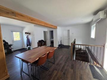 Magnifique 4 1/2 à Ste Adèle, disponible maintenant