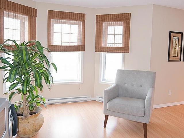 ✨ Magnifique 4 ½ Confort, tranquillité et lumière !