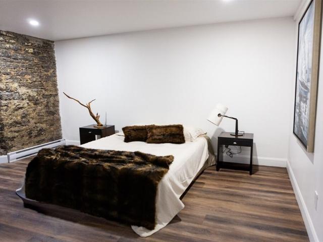 Magnifique 4½ Semi meublé Dans Montcalm