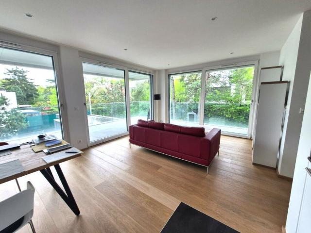 Magnifique 4 pièces neuf avec vaste terrasse zone résidentielle Cologny/Gradelle