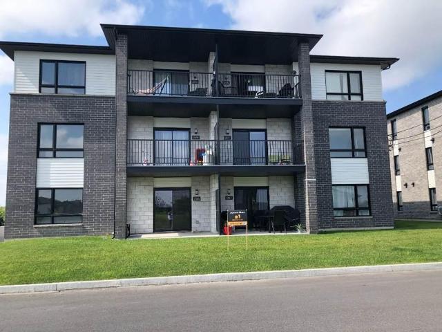 Magnifique 5 1/2 neuf à Drummondville – calme, confort et qualité de vie – Air Climatisé, propre, disponible!