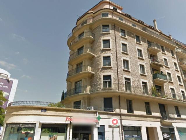 Magnifique 7 pièces en attique au cœur de Genève