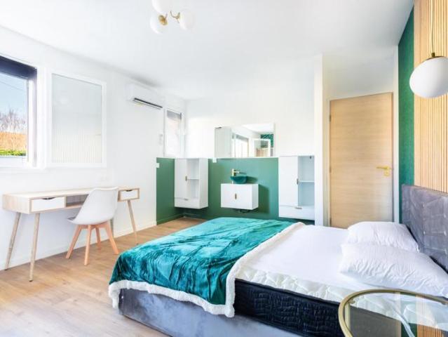 Magnifiques Chambres en colocation avec salle de bain privatives à Villejuif Proche ligne 14