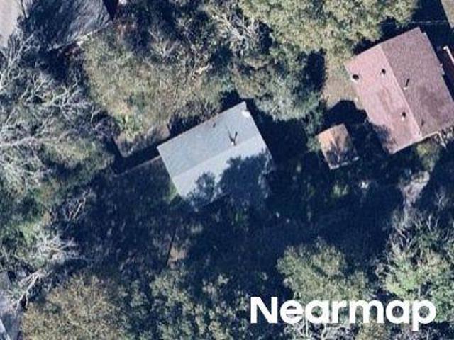 Magnolia Ln