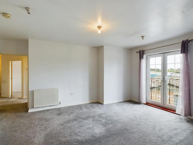 Magnus Court, Alfreton Road 2 bed flat to rent £850 pcm £196 pw